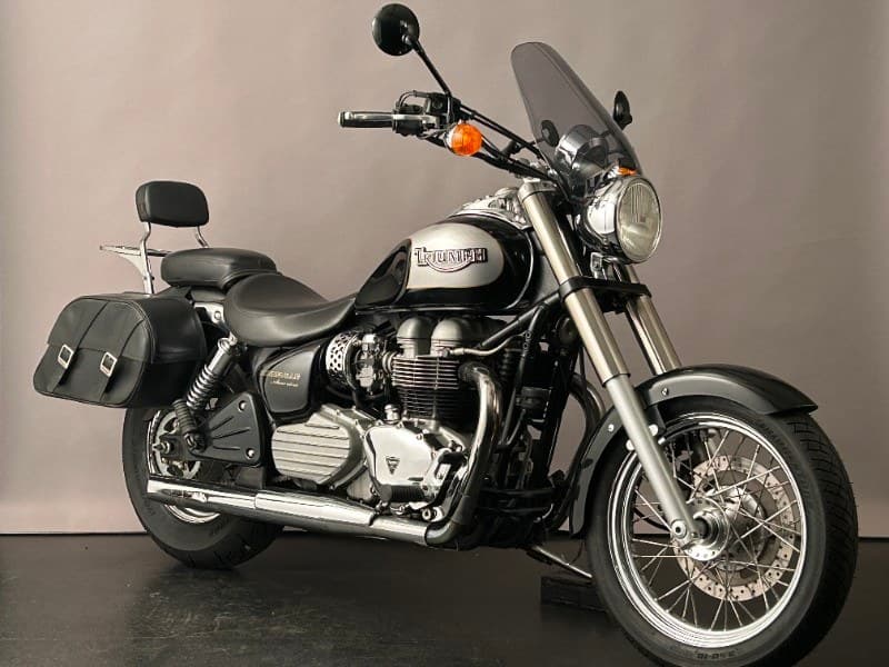 Triumph Bonneville America